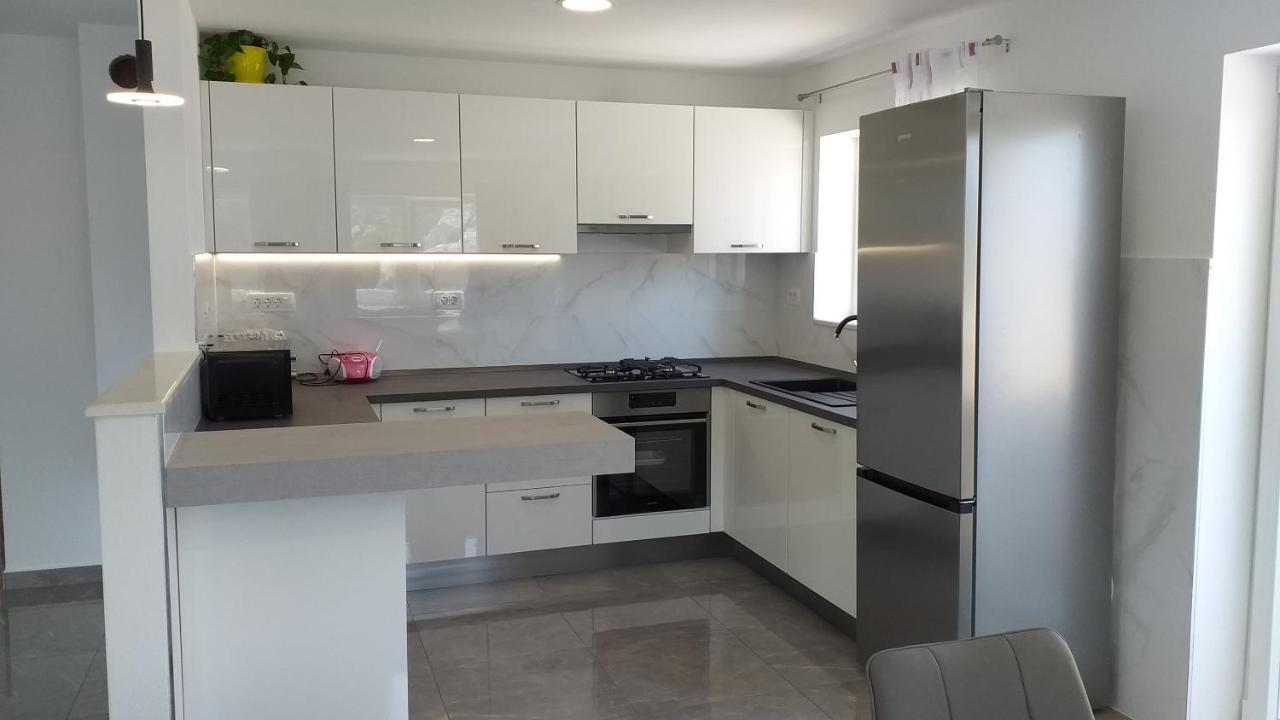 Apartman Karla Lastovo Exterior photo